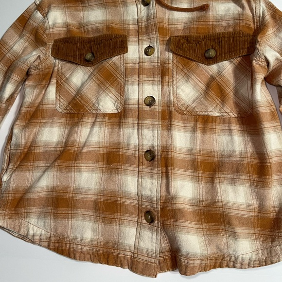 Women's Plaid Utility Jacket in Tan and Cream - Picture 3 of 12